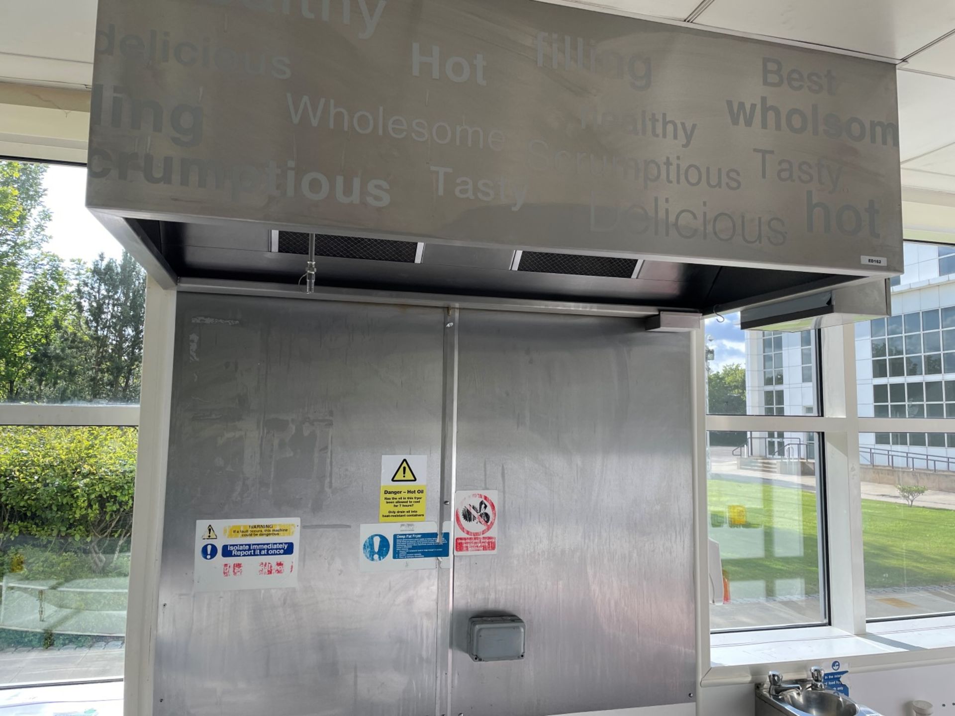 1 x Stainless Steel Commercial Extractor Canopy With An ANSUL R-102 Wet Chemical Fire Suppression Sy