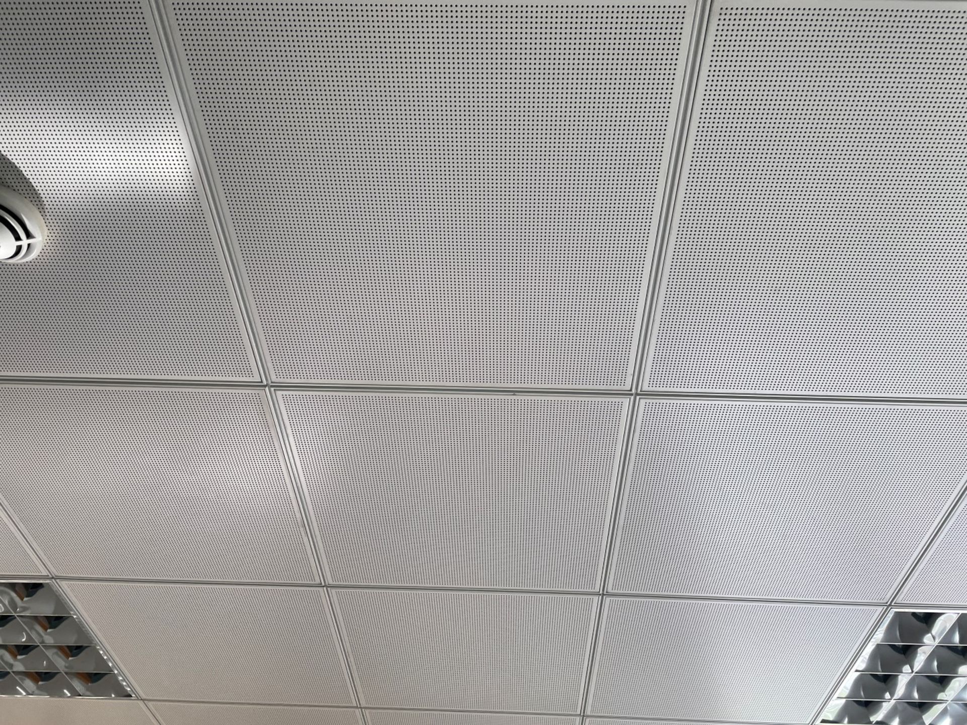 Approximately&nbsp;50 x Metal Ceiling Tiles - Some With Lights - Each Tile Measures Around 59x59cm&n - Image 4 of 6