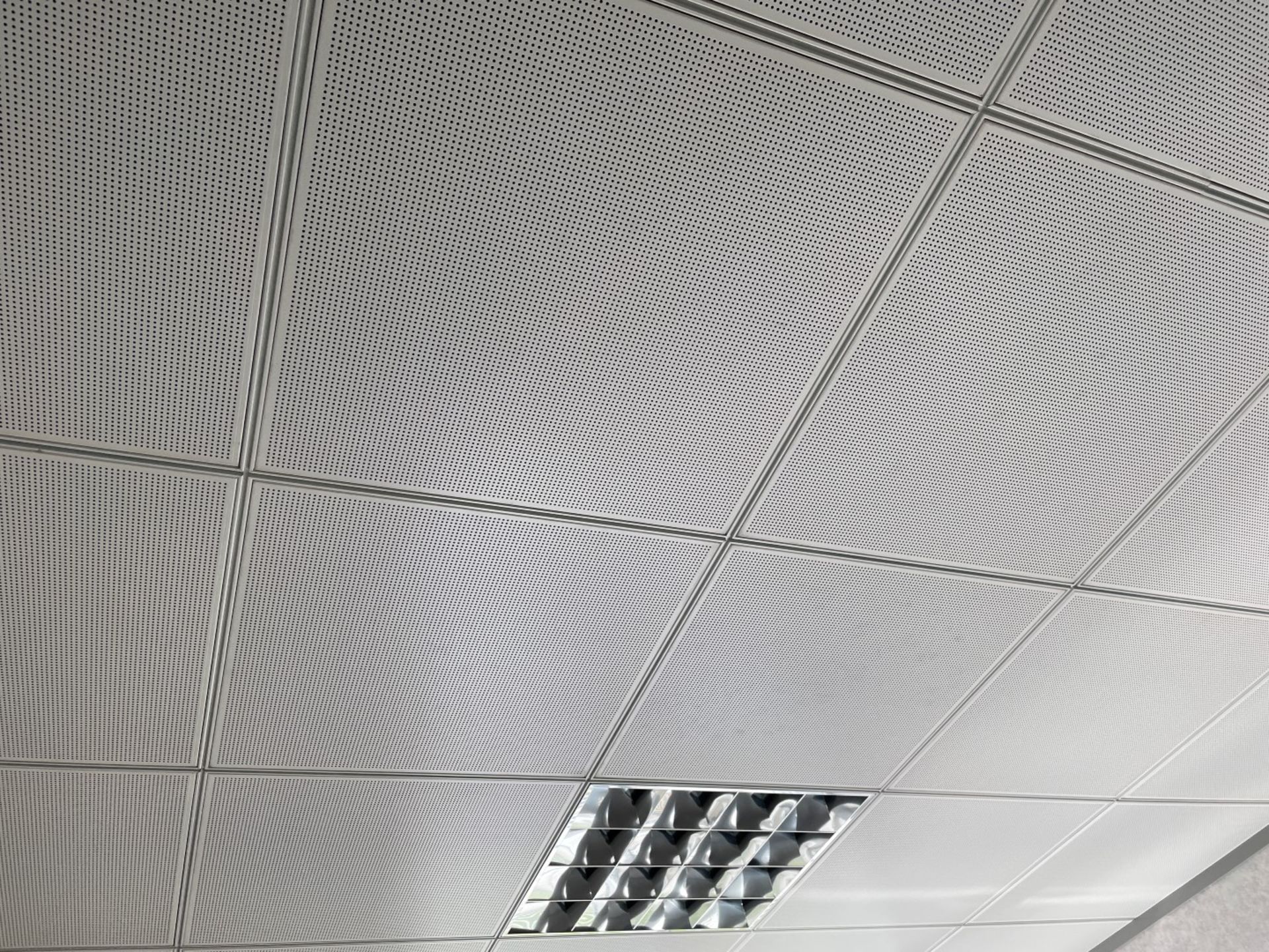 Approximately 80 x Metal Ceiling Tiles - Some With Lights - Each Tile Measures Around 59x59cm< - Image 3 of 5