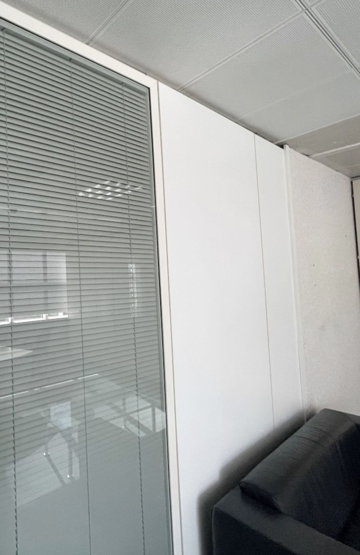 3 x Assorted Partitions - Includes 1 x Glass Partiton With Privacy Panel And 2 x Blank - Image 4 of 4