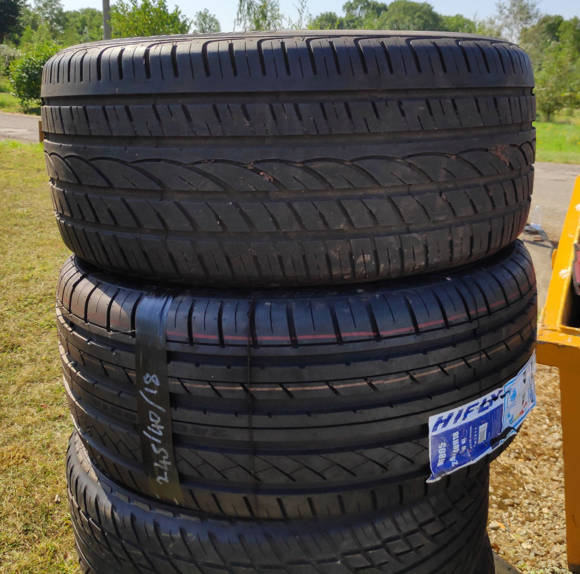 Stack of 11 Assorted Tyres - CL682 - Location: Bedford NN29 - Image 4 of 11