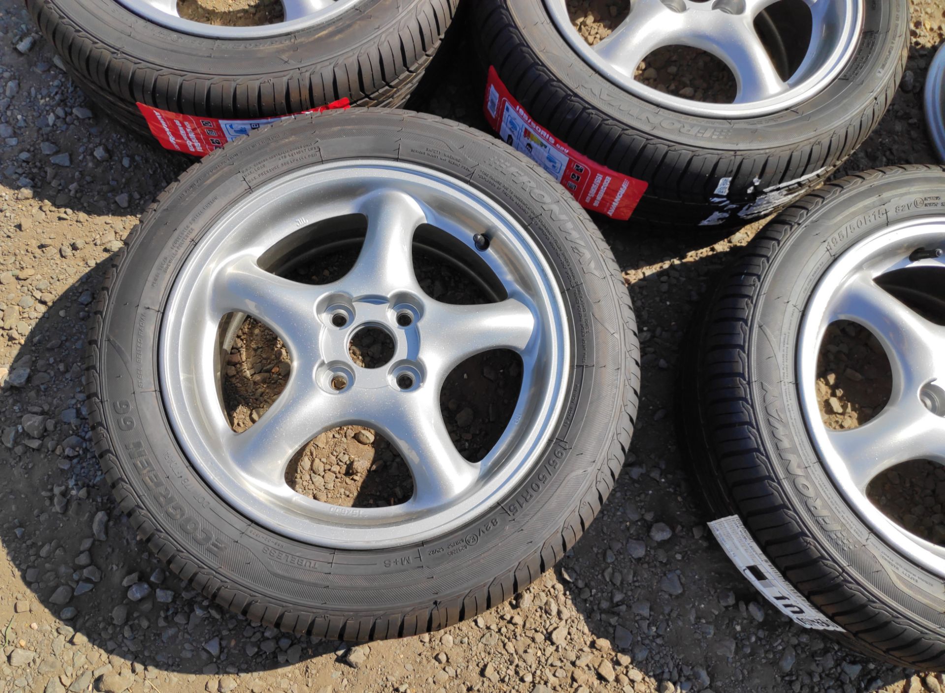 5 x Silver 5-Spoke 16x6 ET40 Standard Lightweight MX5 Wheels - 4 With New Tyres - CL682 - - Image 3 of 17