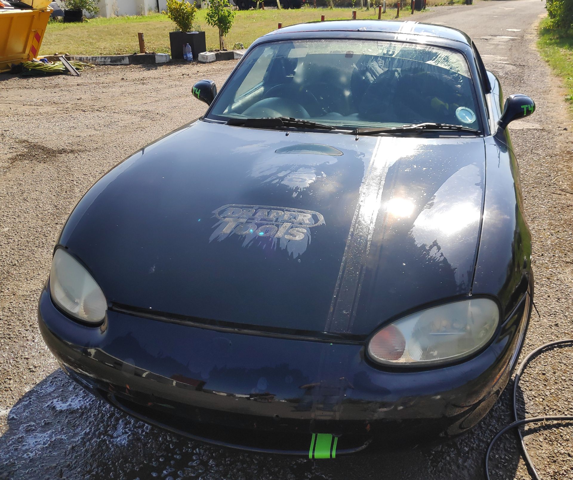 1 x 2000 Mazda MX5 Mk2 Drift Car - Includes 3 Extra Wheels/Tyres - Ref: T4 - CL682 - Location: Bedfo - Image 13 of 77