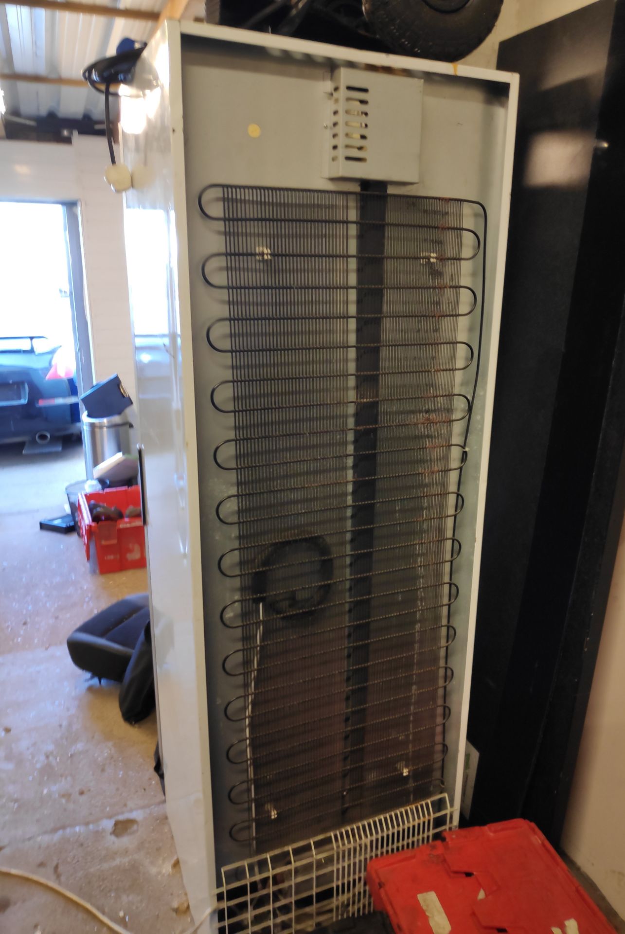1 x Upright Glass Front Display Fridge - CL682 - Location: Bedford NN29 - Image 3 of 3