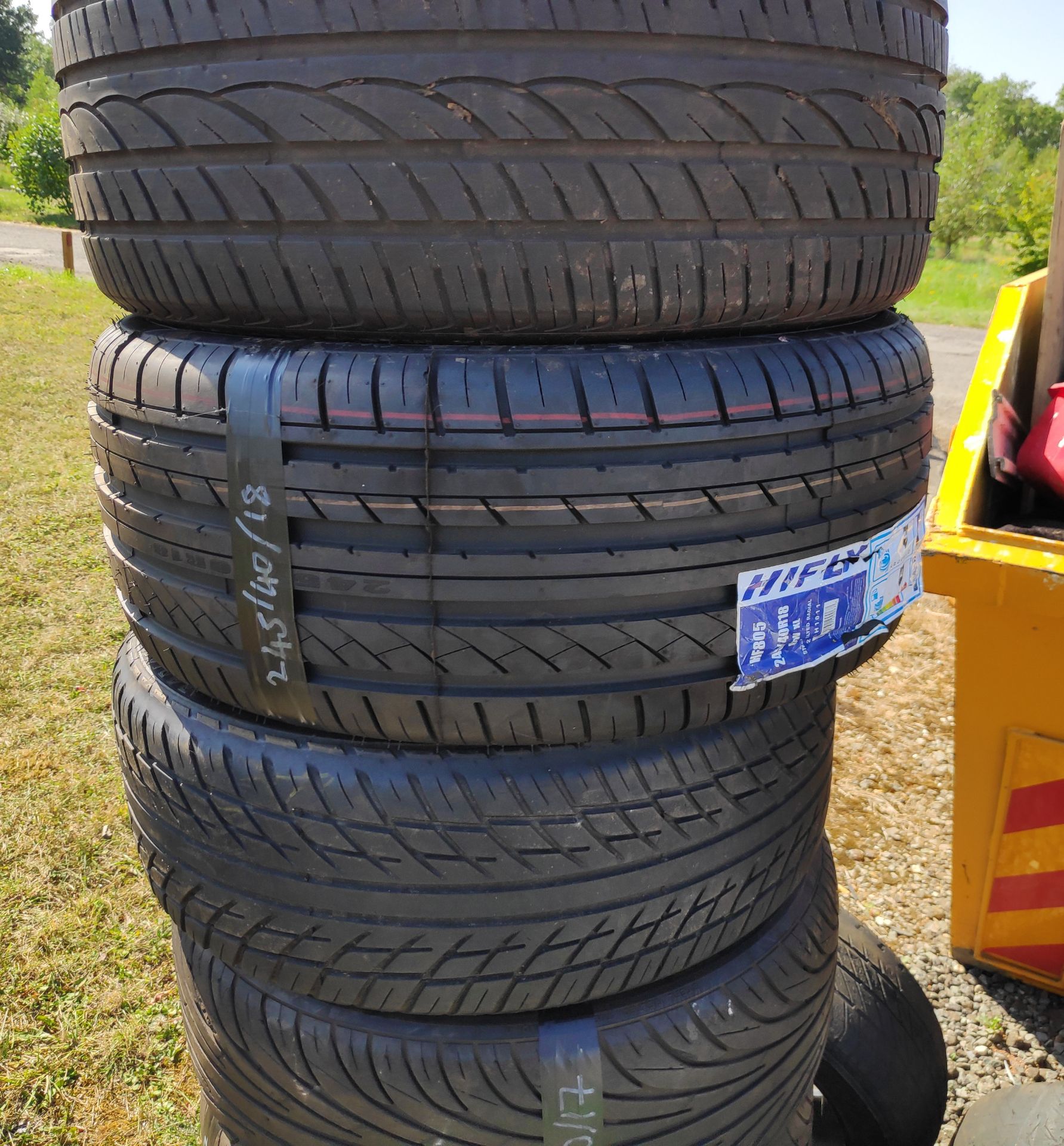 Stack of 11 Assorted Tyres - CL682 - Location: Bedford NN29 - Image 5 of 11