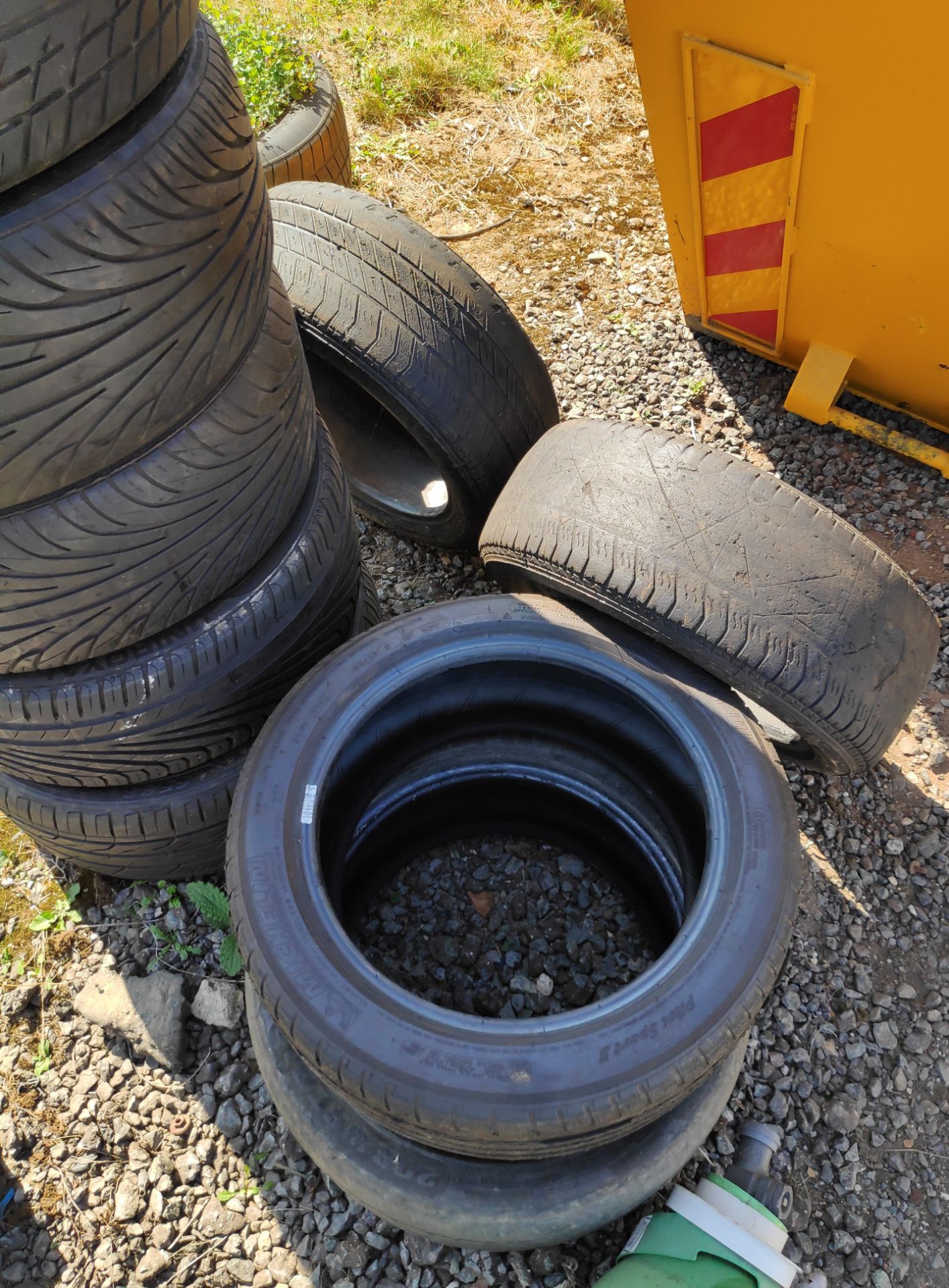 Stack of 11 Assorted Tyres - CL682 - Location: Bedford NN29 - Image 11 of 11