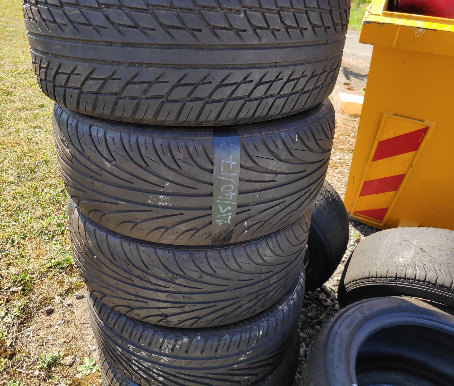 Stack of 11 Assorted Tyres - CL682 - Location: Bedford NN29 - Image 7 of 11