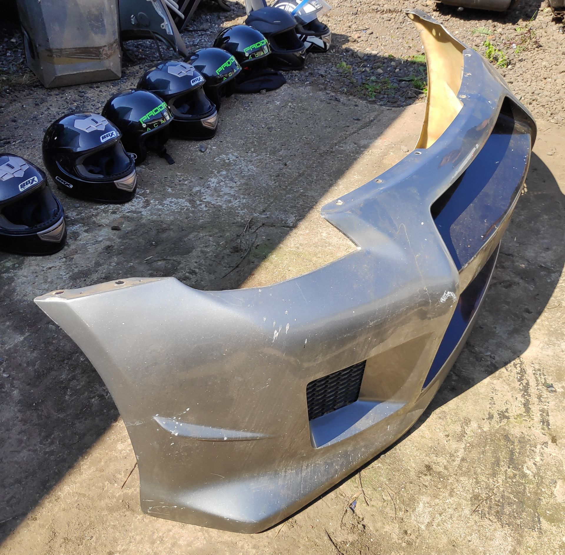 1 x GTR-Style Bumper to fit Nissan 350Z - CL682 - Location: Bedford NN29 - Image 5 of 5