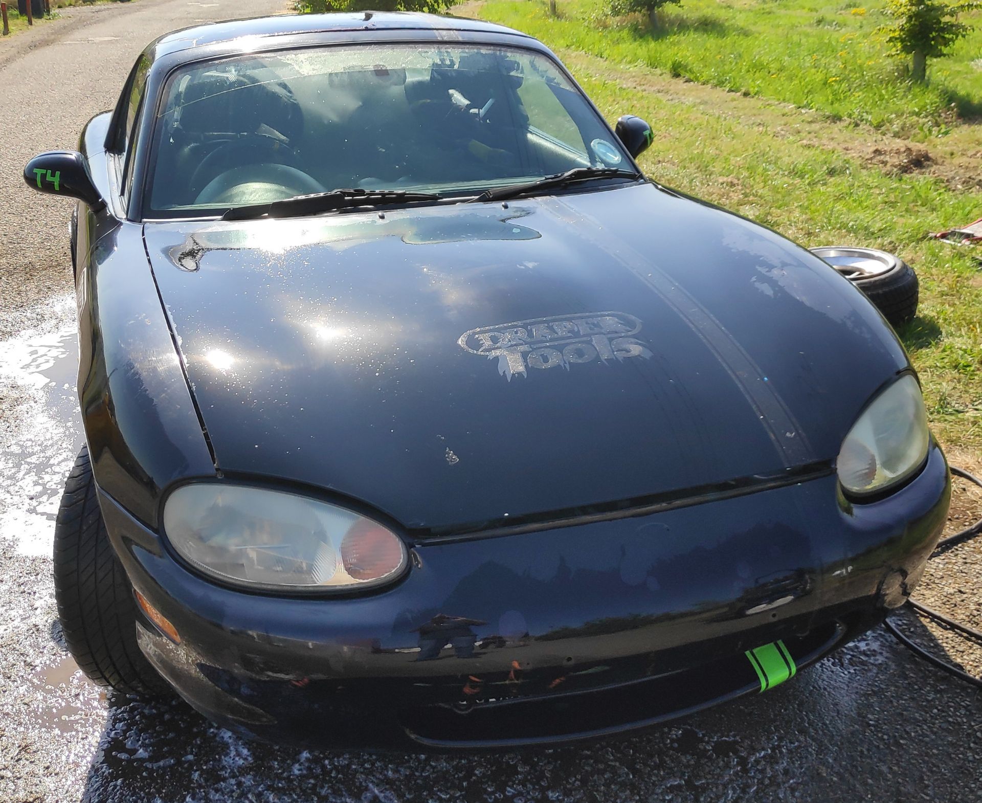 1 x 2000 Mazda MX5 Mk2 Drift Car - Includes 3 Extra Wheels/Tyres - Ref: T4 - CL682 - Location: Bedfo - Image 7 of 77