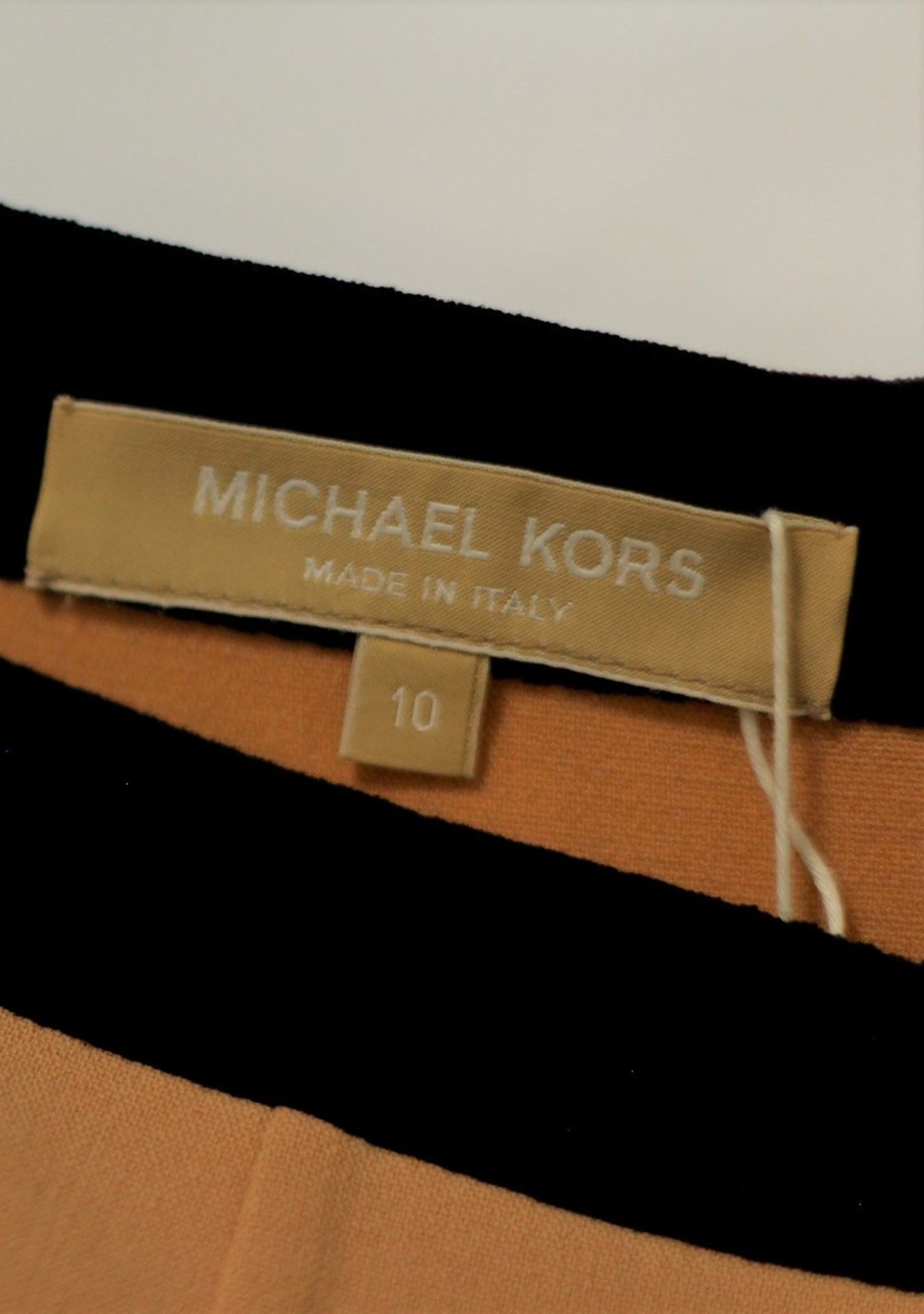 1 x Michael Kors Suntan And Black Skirt - Size: 14 - Material: 96% Virgin Wool, 4% Spandex - From - Image 2 of 7
