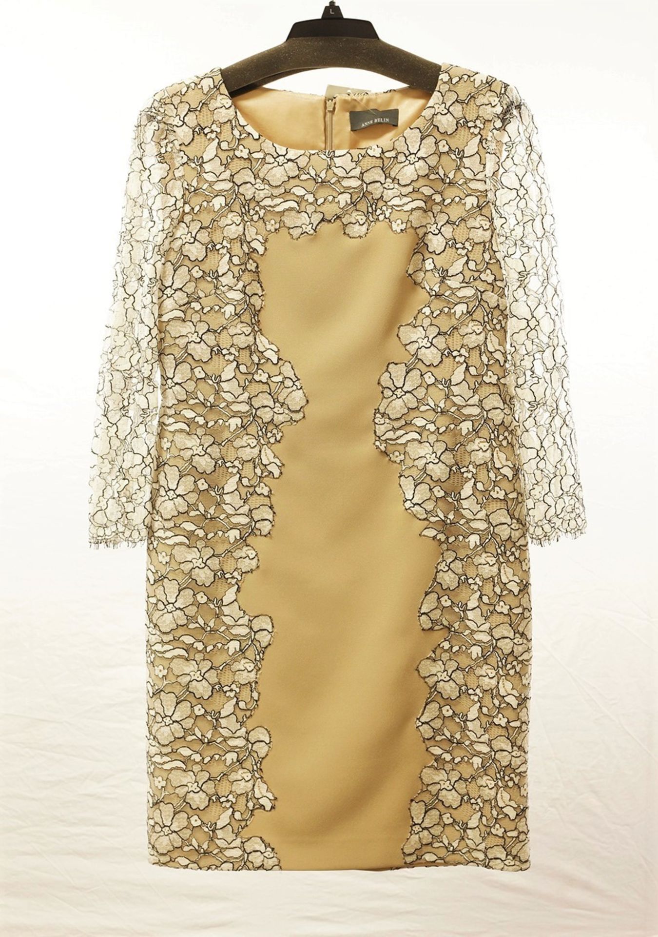 1 x Anne Belin Beige Dress - Size: 16 - Material: 100% Polyester - From a High End Clothing Boutique