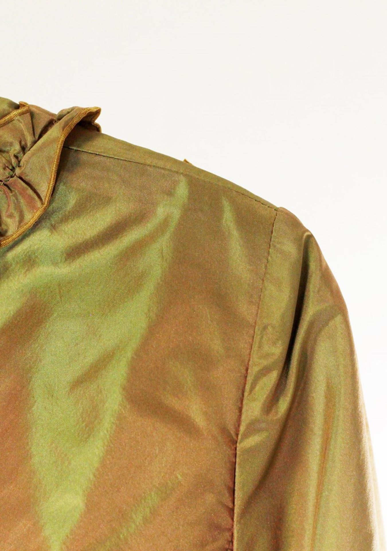 1 x Anne Belin Gold Green Jacket - Size: 18 - Material: 100% Silk - From a High End Clothing - Image 4 of 10