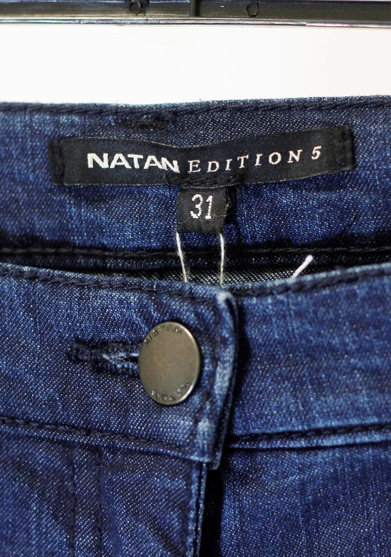 1 x Natan Denim Jeans - Size: 31 Waist - Material: 90% Cotton, 8% Polyester, 2% Elastane - From a - Image 2 of 5