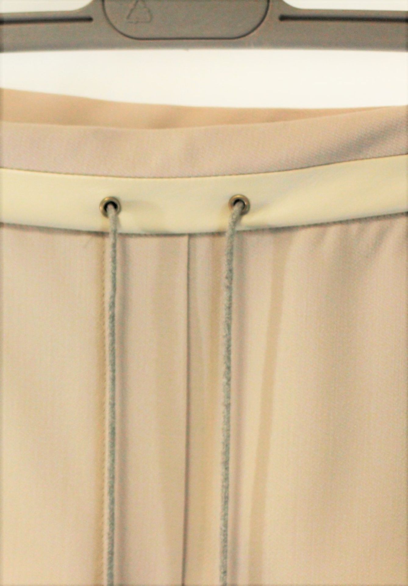 1 x Fabiana Filippi Cool Beige Slacks - Size: 14 - Material: Marino Wool - From a High End - Image 2 of 3