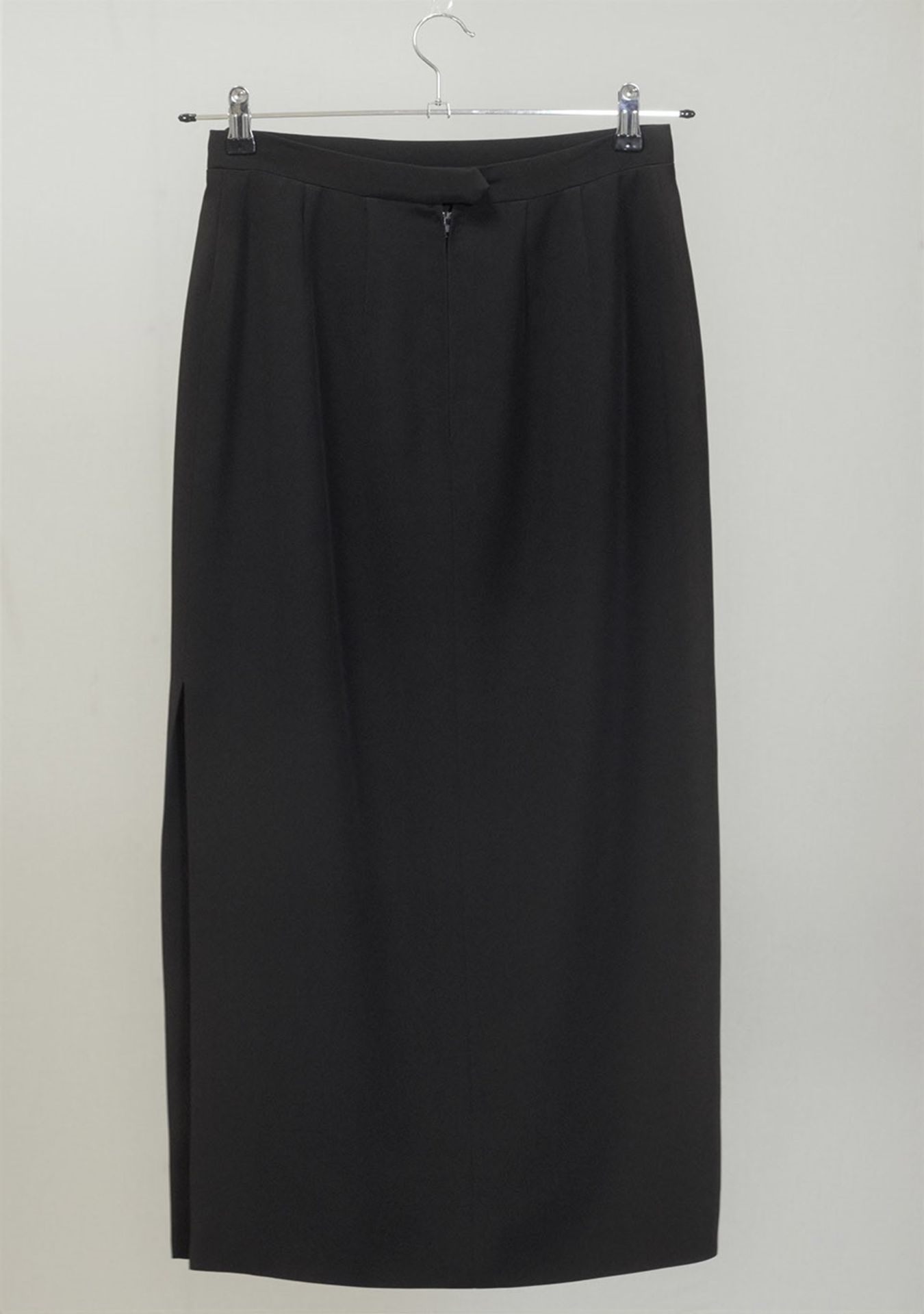 1 x Boutique Le Duc Black Skirt - From a High End Clothing Boutique In The Netherlands - - Image 2 of 7