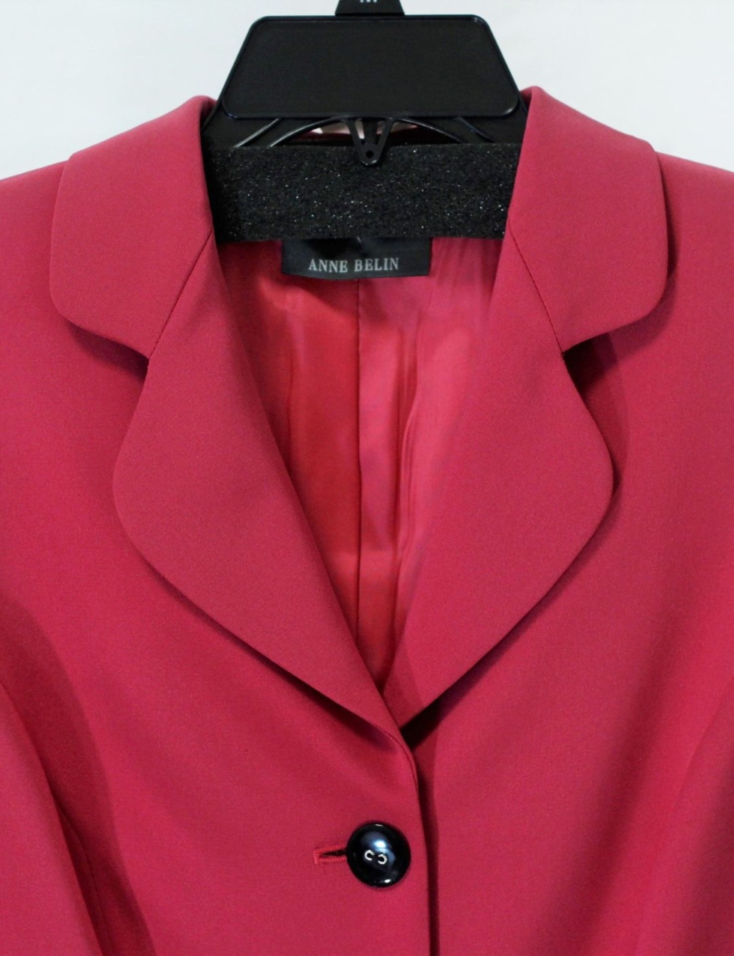 1 x Anne Belin Fuscia Jacket - Size: 18 - Material: 100% Silk - From a High End Clothing Boutique In