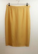 1 x Belvest Yellow Skirt - Size: 20 - Material: 100% Wool. Lining 100% Rayon - From a High End
