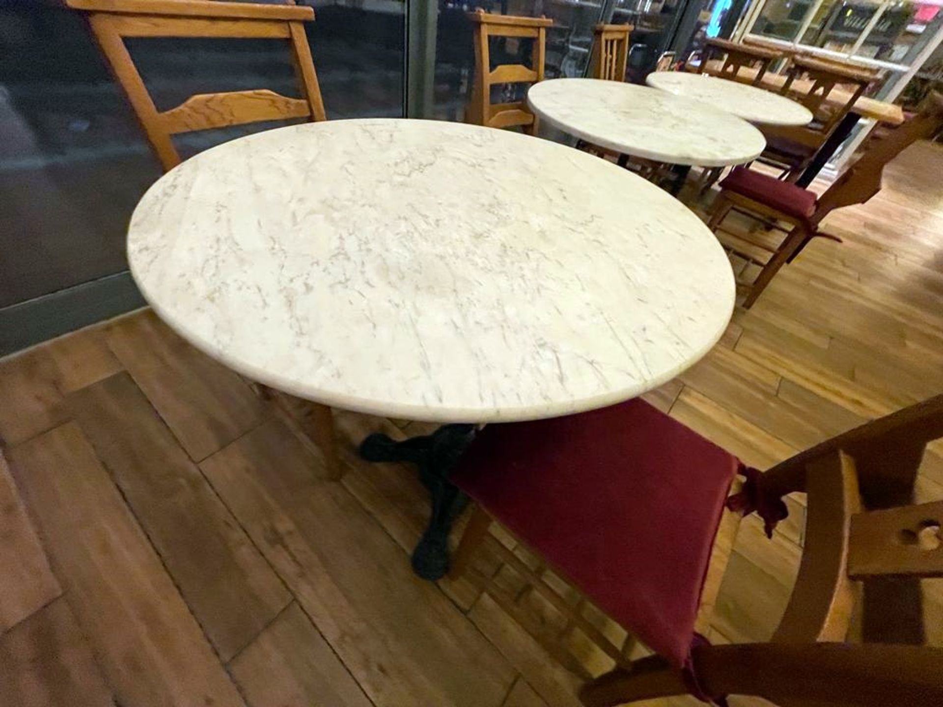 1 x White Marble Restaurant Table With Ornate Cast Iron Base - Ref: BK155 - CL686 - Location: - Image 4 of 5