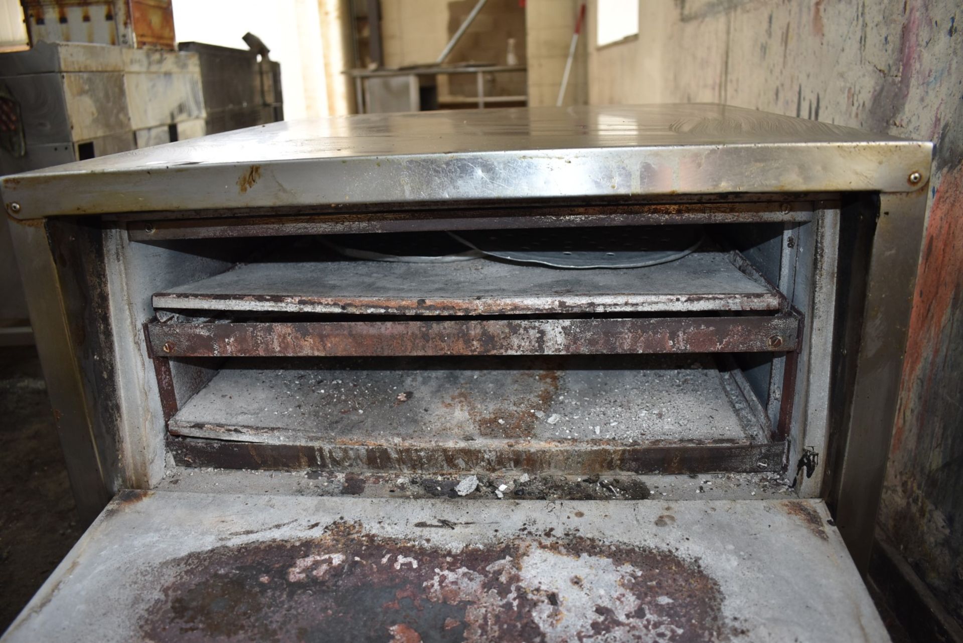 1 x Bakers Pride Commercial Twin Deck Pizza Oven - Recently Removed from a Restaurant - Image 3 of 9