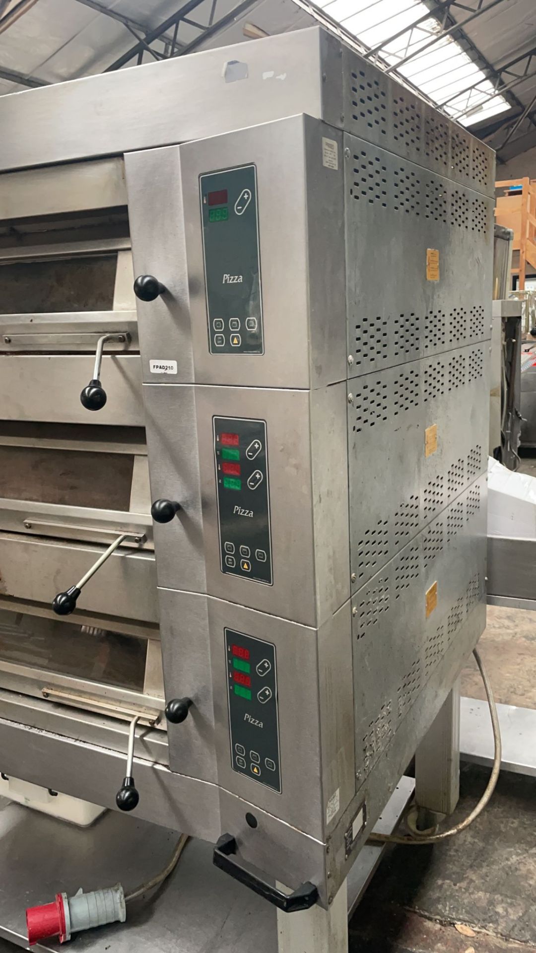1 x Cuppone Tiziano Series Triple Deck Electric Pizza Oven - 3 Phase - Model TZ435/2M - 2015 Model - - Image 11 of 11