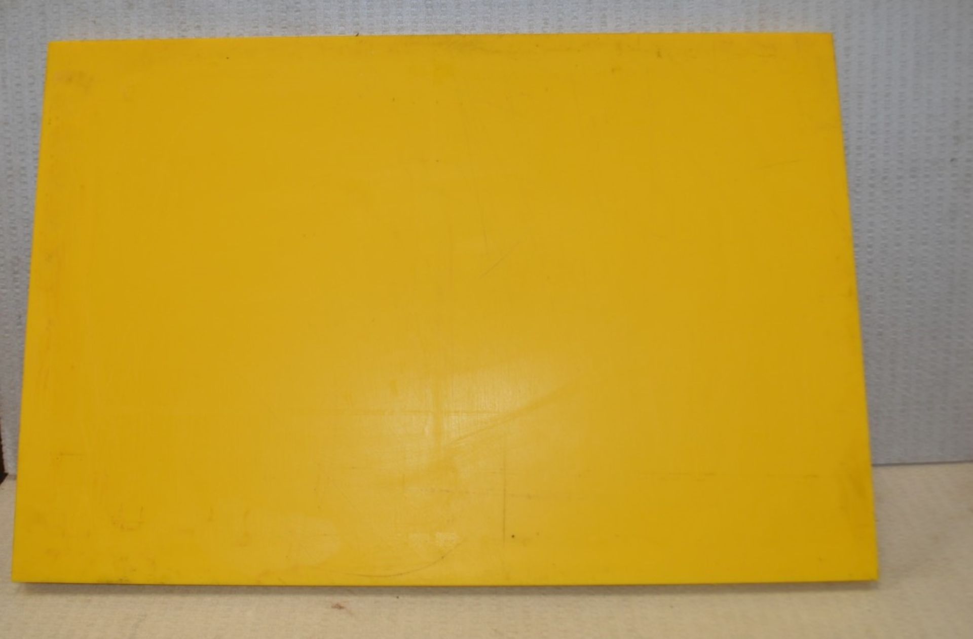 1 x Large Commercial Chopping / Preparation Board - Hygenic and Colour Coded Yellow - Dimensions:
