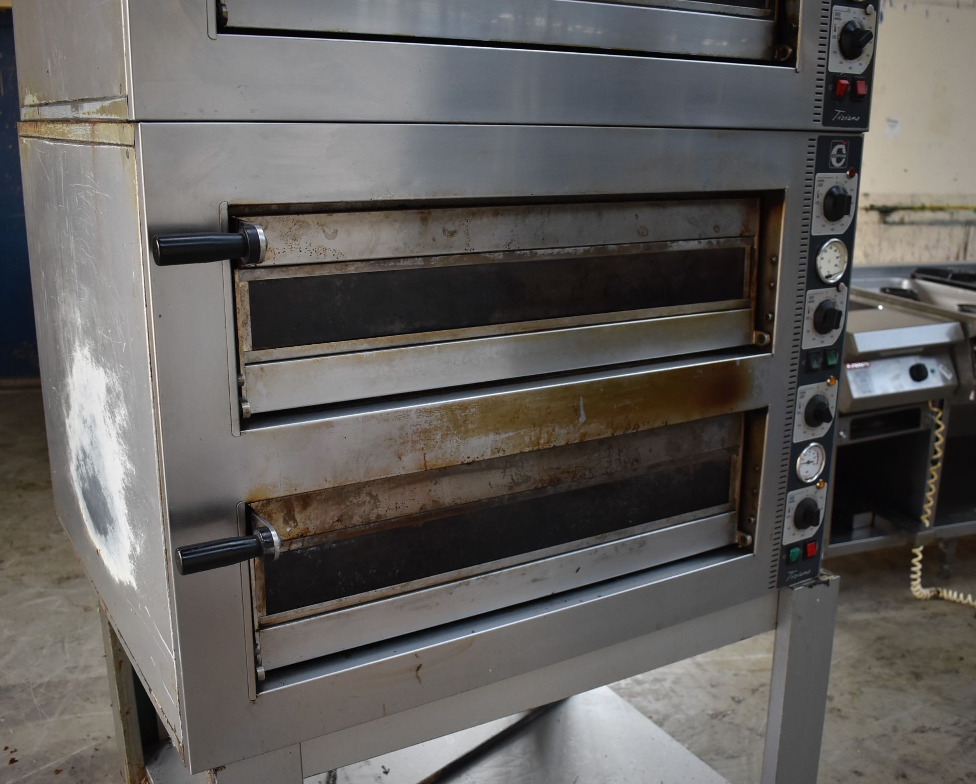 1 x Cuppone Tiziano Series Triple Deck Electric Pizza Oven - 3 Phase - Model TZ435/2M - 2015 Model - - Image 2 of 11