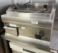 1 x LINCAT Stainless Steel Commercial Griddle - Ref: FPSD157 - CL686 - Location: Altrincham WA14