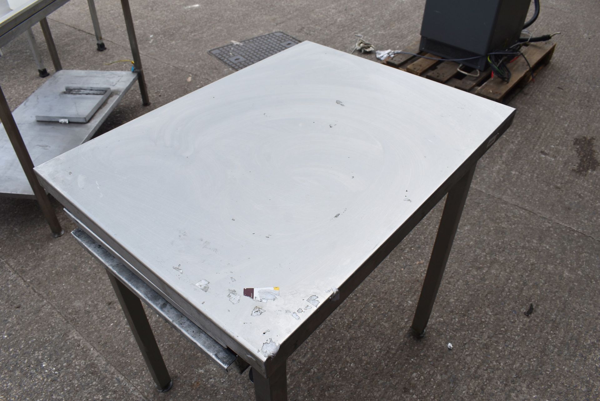 1 x Bakers Prep Table With Pull Out Tray Drawers - Dimensions: H x W x D cms - Recently Removed From - Image 4 of 6