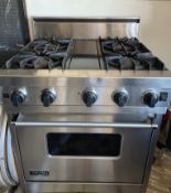 1 x Viking Professional 4 Burner Range Cooker With Gas Convection Oven - CL667 - Location: Brighton,