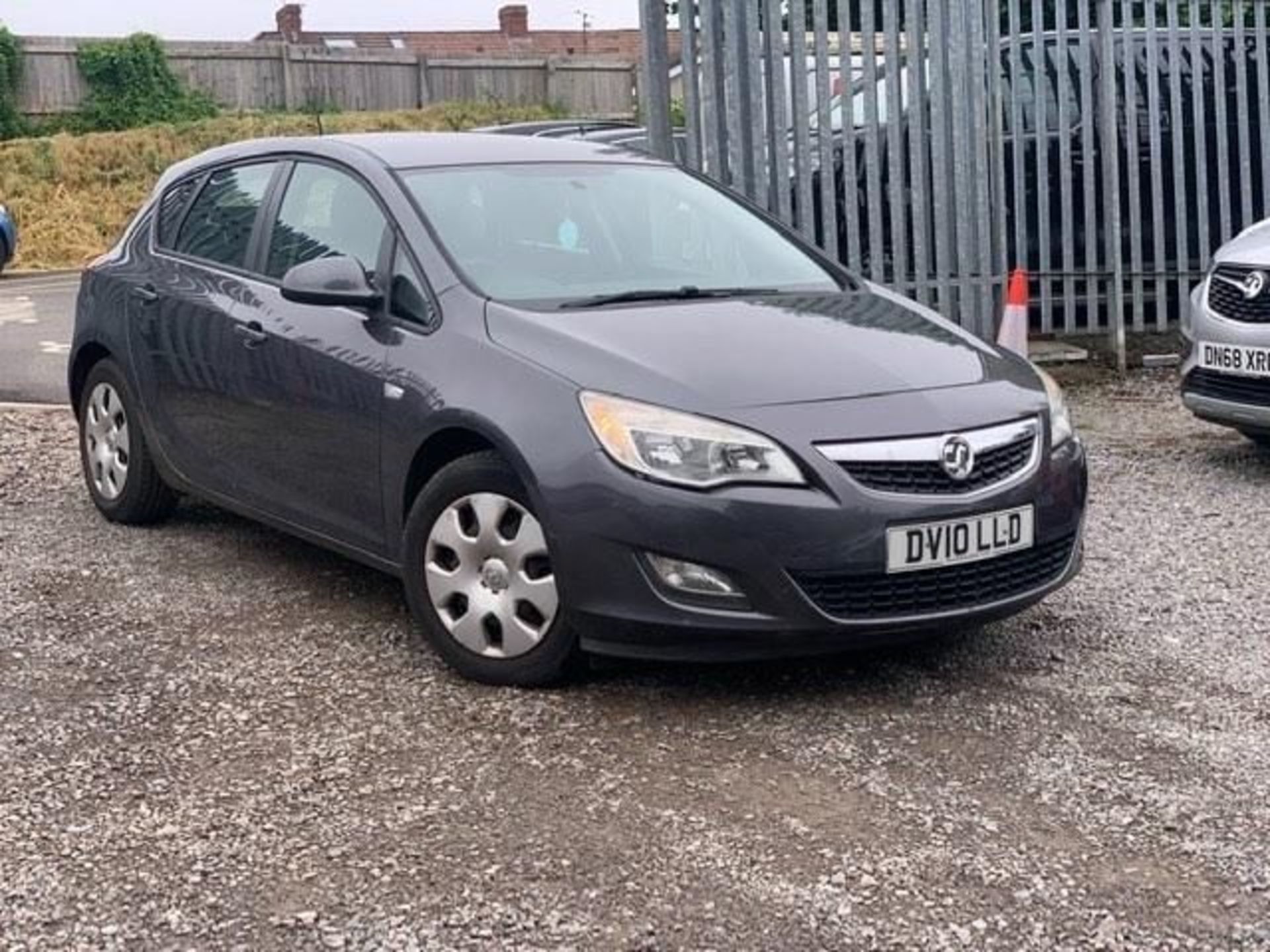 2010 Vauxhall Astra Exclusiv 113 5dr Hatchback - CL505 - NO VAT ON THE HAMMER - Location: