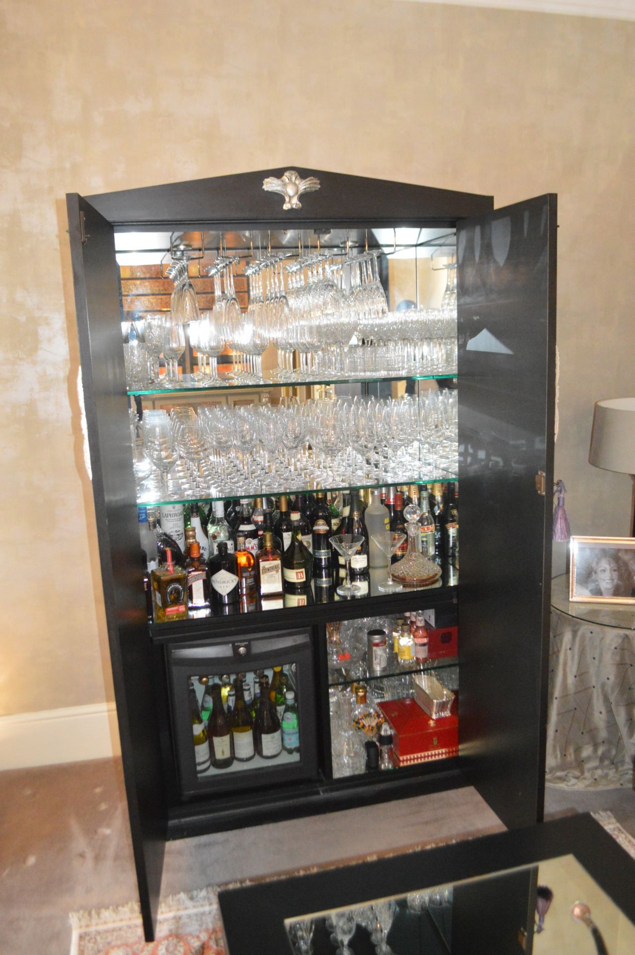 1 x Bespoke Tall cupboard With Glass Shelves Contents Not Included To Be Removed From An Exclusive - Image 5 of 5