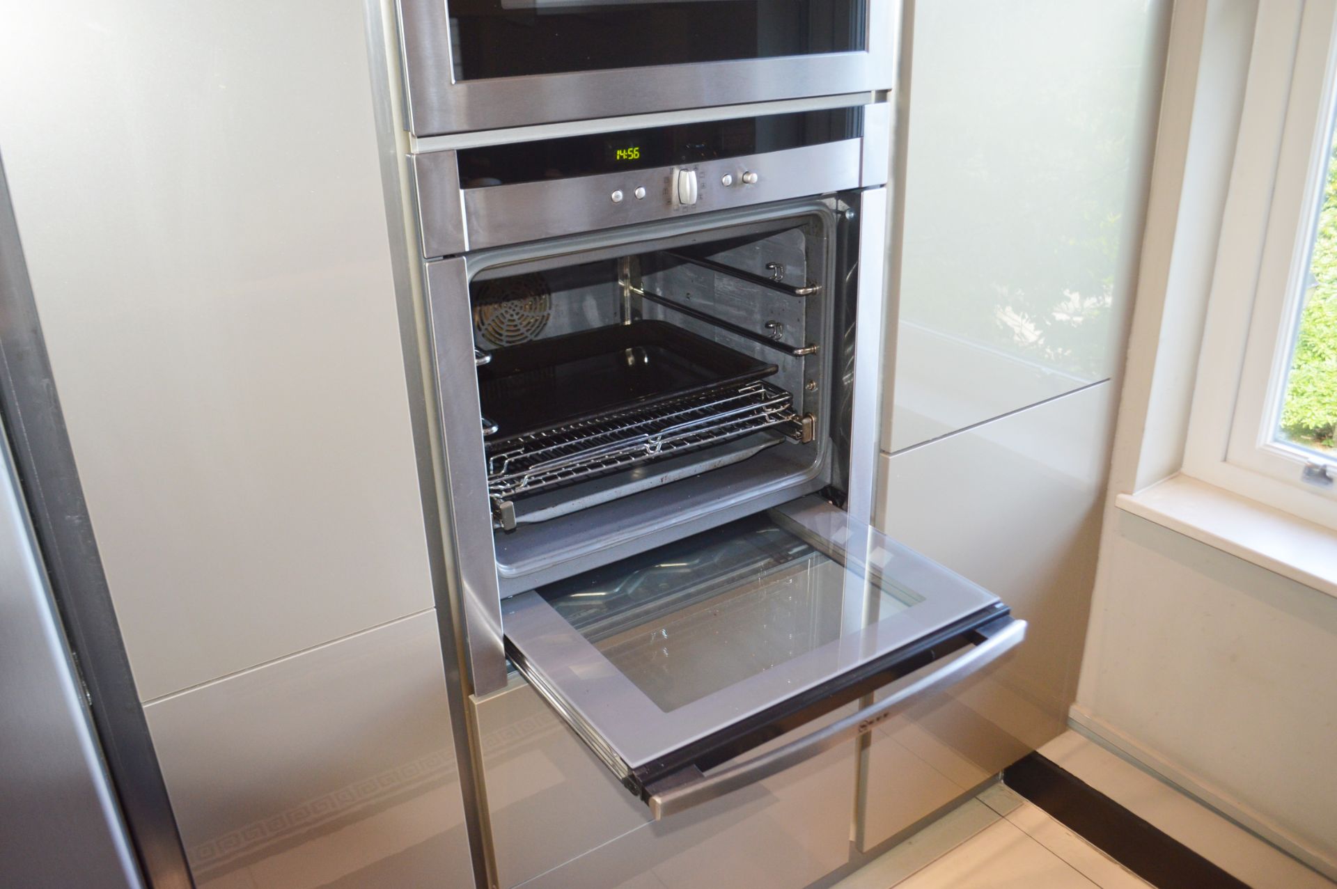 1 x Contemporary Bespoke Fitted Kitchen With Integrated Neff Branded Appliances To be removed from a - Image 5 of 37