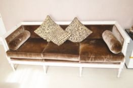 1 x Contemporary Bespoke Sofa To Be Removed From An Exclusive Property In Bowdon  - CL691 - NO VAT