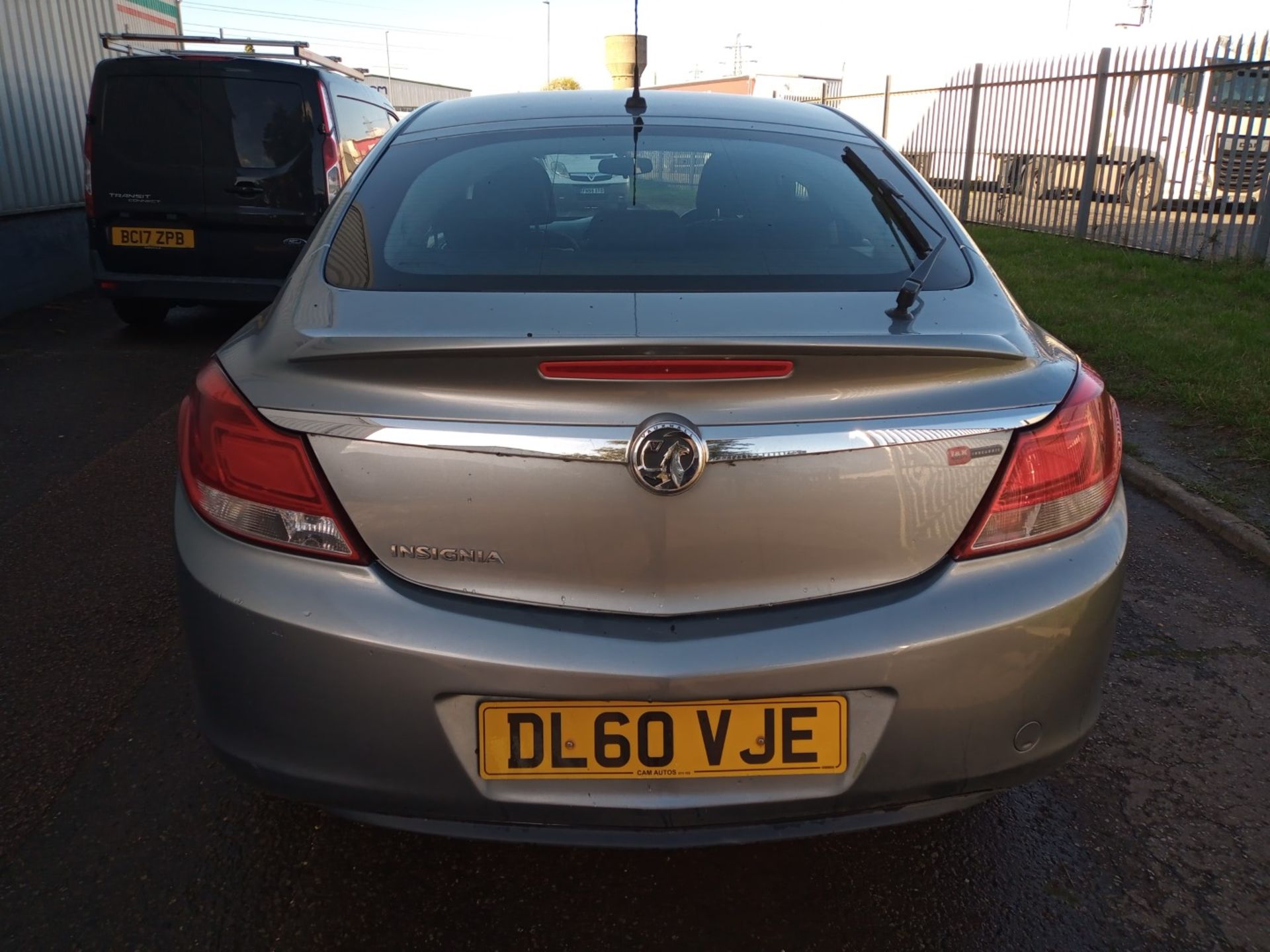 2011 Vauxhall insignia exclusive 1.8 petrol hatchback - CL505 - NO VAT ON THE HAMMER - Location: - Image 8 of 17