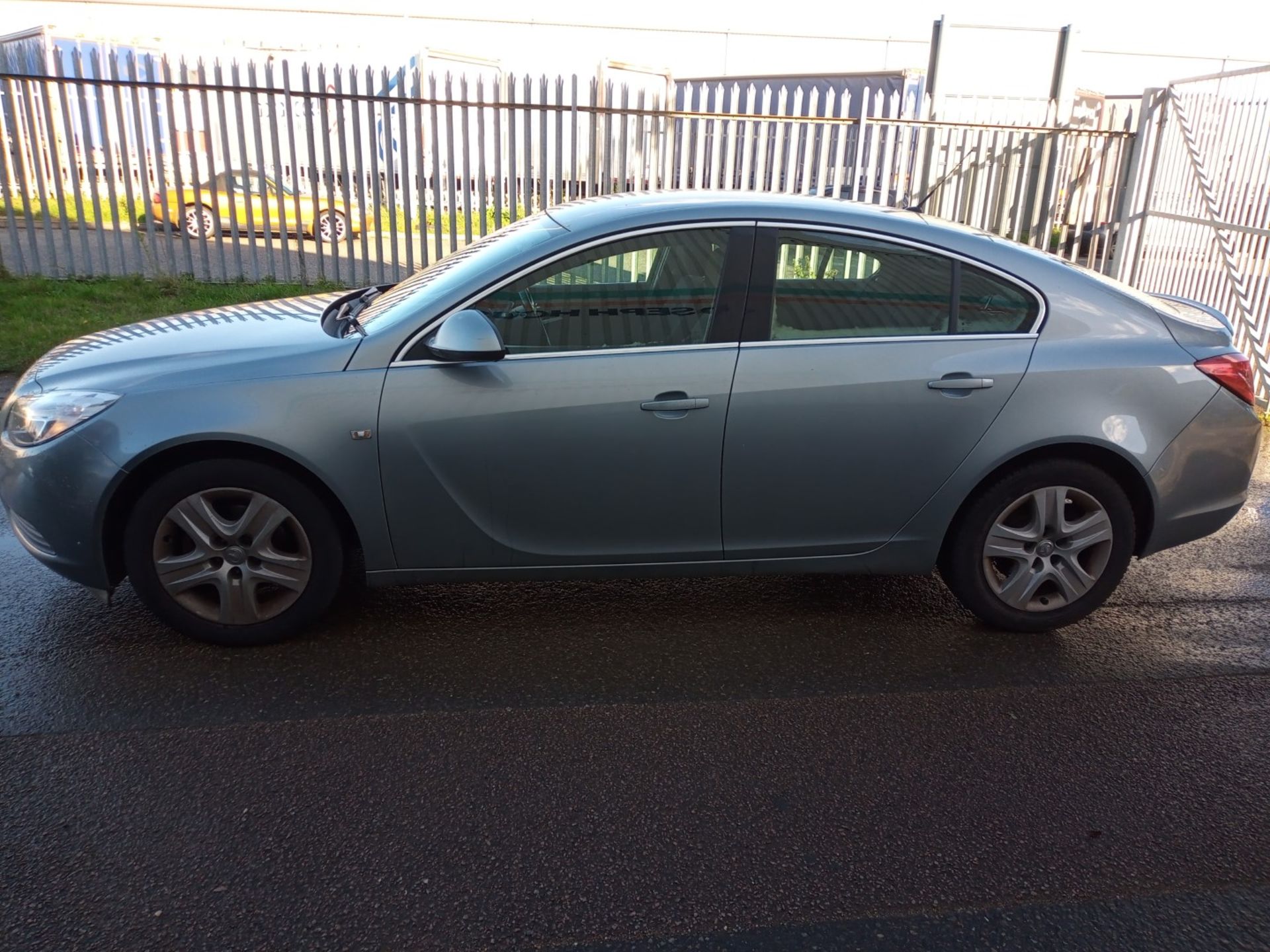 2011 Vauxhall insignia exclusive 1.8 petrol hatchback - CL505 - NO VAT ON THE HAMMER - Location: - Image 7 of 17