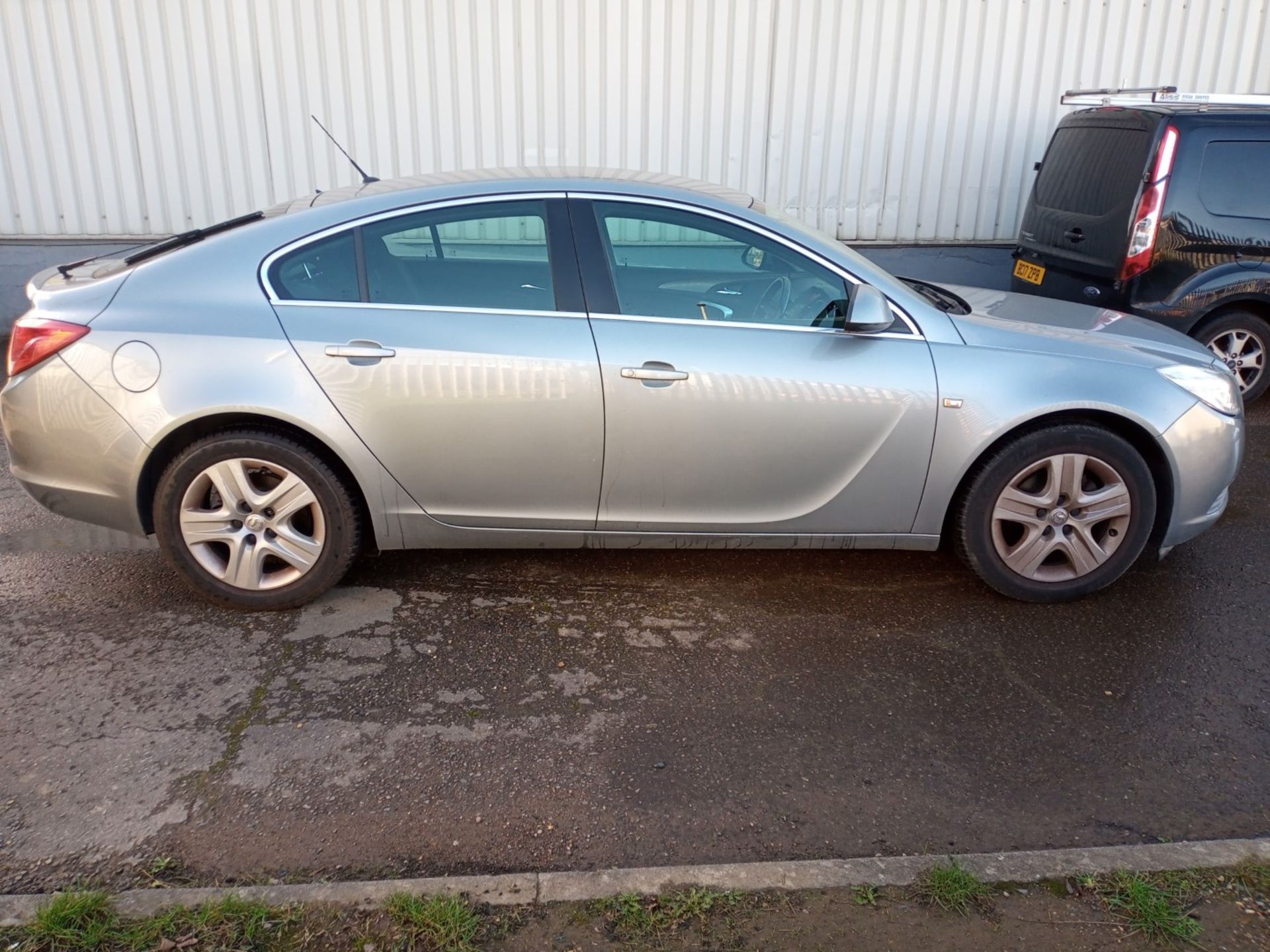 2011 Vauxhall insignia exclusive 1.8 petrol hatchback - CL505 - NO VAT ON THE HAMMER - Location: - Image 5 of 17