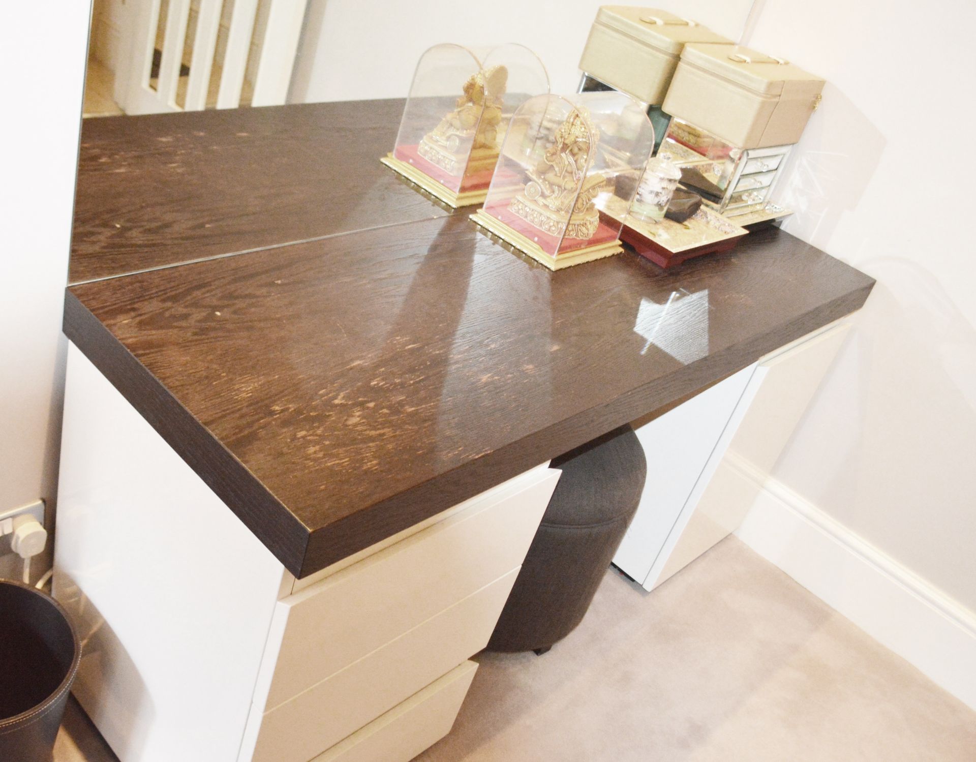 1 x White Laminated Dressing Table With Brown Top To Be Removed From An Exclusive Property In Bowdon - Image 3 of 3