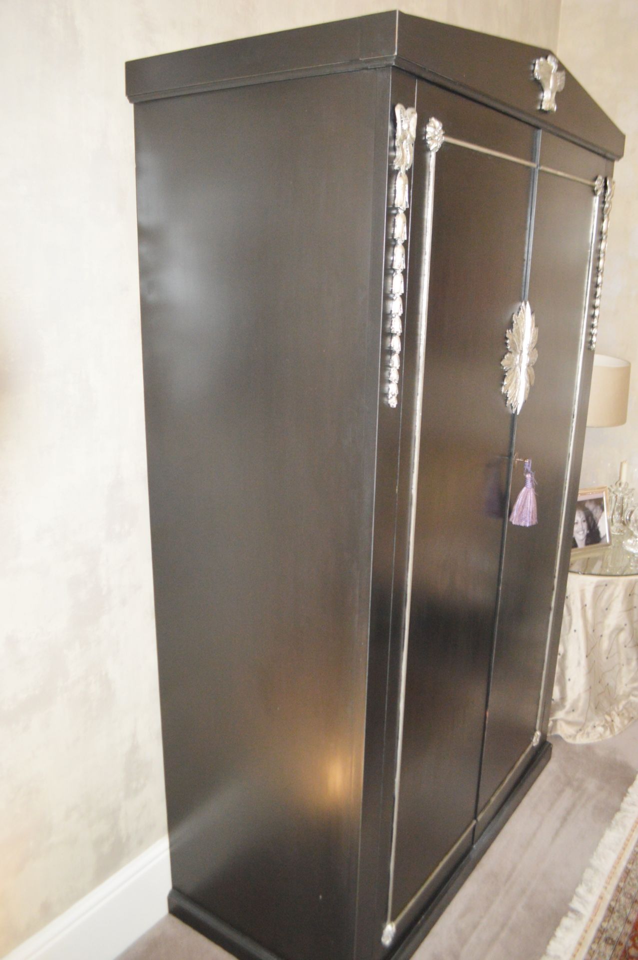 1 x Bespoke Tall cupboard With Glass Shelves Contents Not Included To Be Removed From An Exclusive - Image 4 of 5