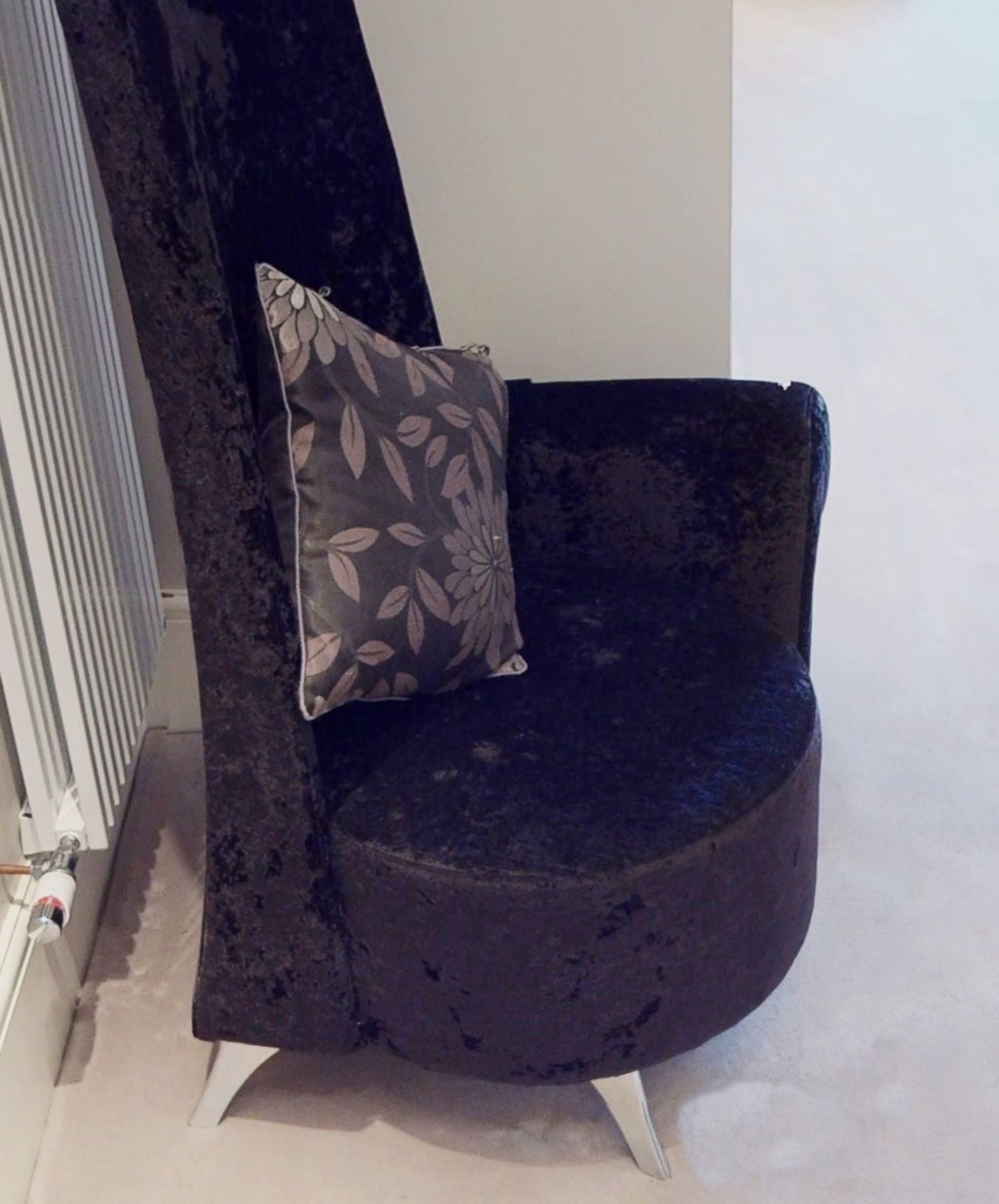 1 x Tall High Back Fabric Chair  To Be Removed From An Exclusive Property In Bowdon  - CL691- - Image 3 of 3