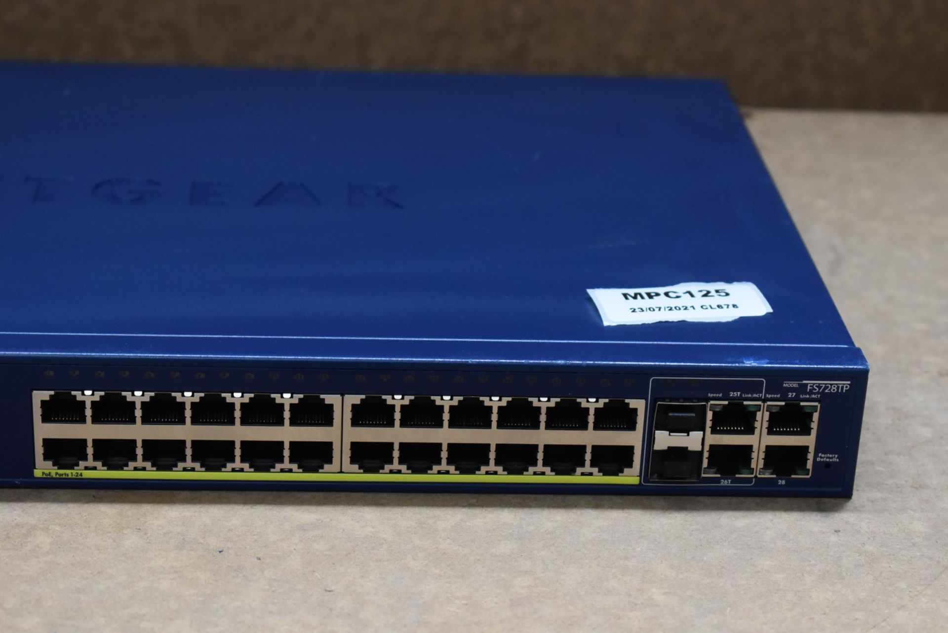 1 x Netgear FS728TP V2H1 24-Port 10/100 Smart Managed Switch with POE - RRP £453 - Includes Power - Image 2 of 6