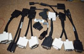 17 x Assorted Monitor Connector Cables - Ref: MPC190 P1 - CL678 - Location: Altrincham WA14This