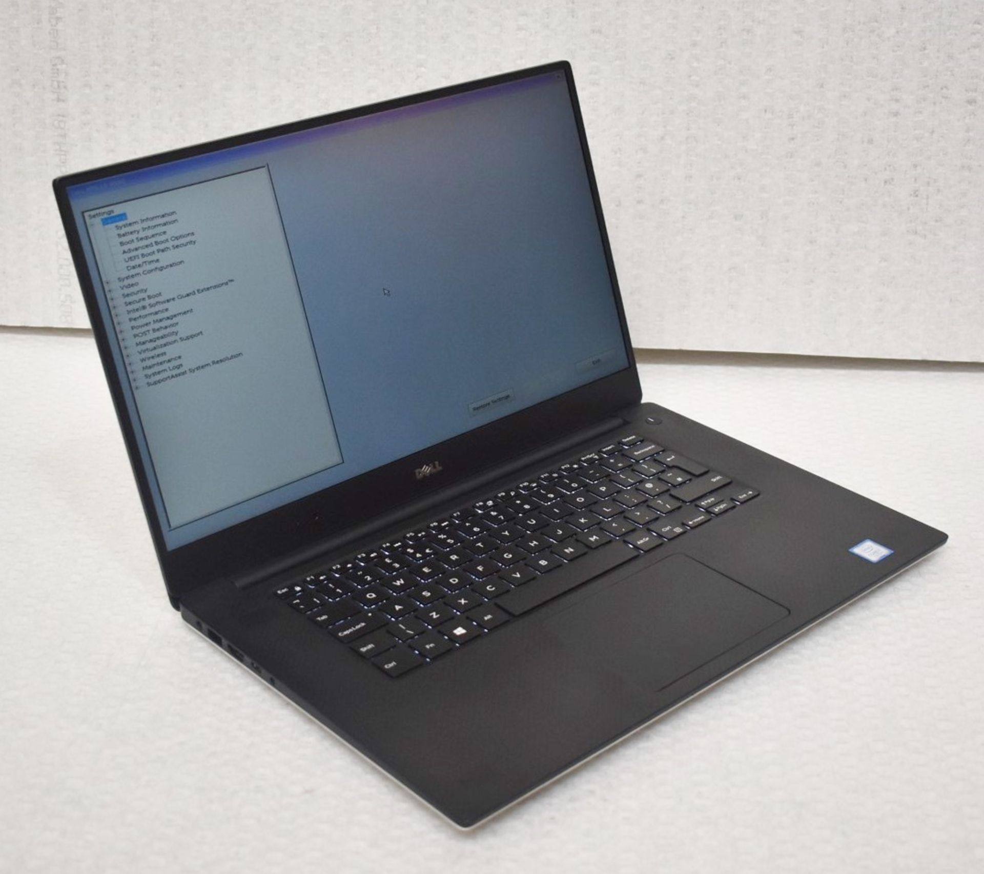 1 x Dell XPS 15 9570 15.6" Full HD Laptop Featuring an Intel i7-7700hq 3.8ghz Quad Core Processor,