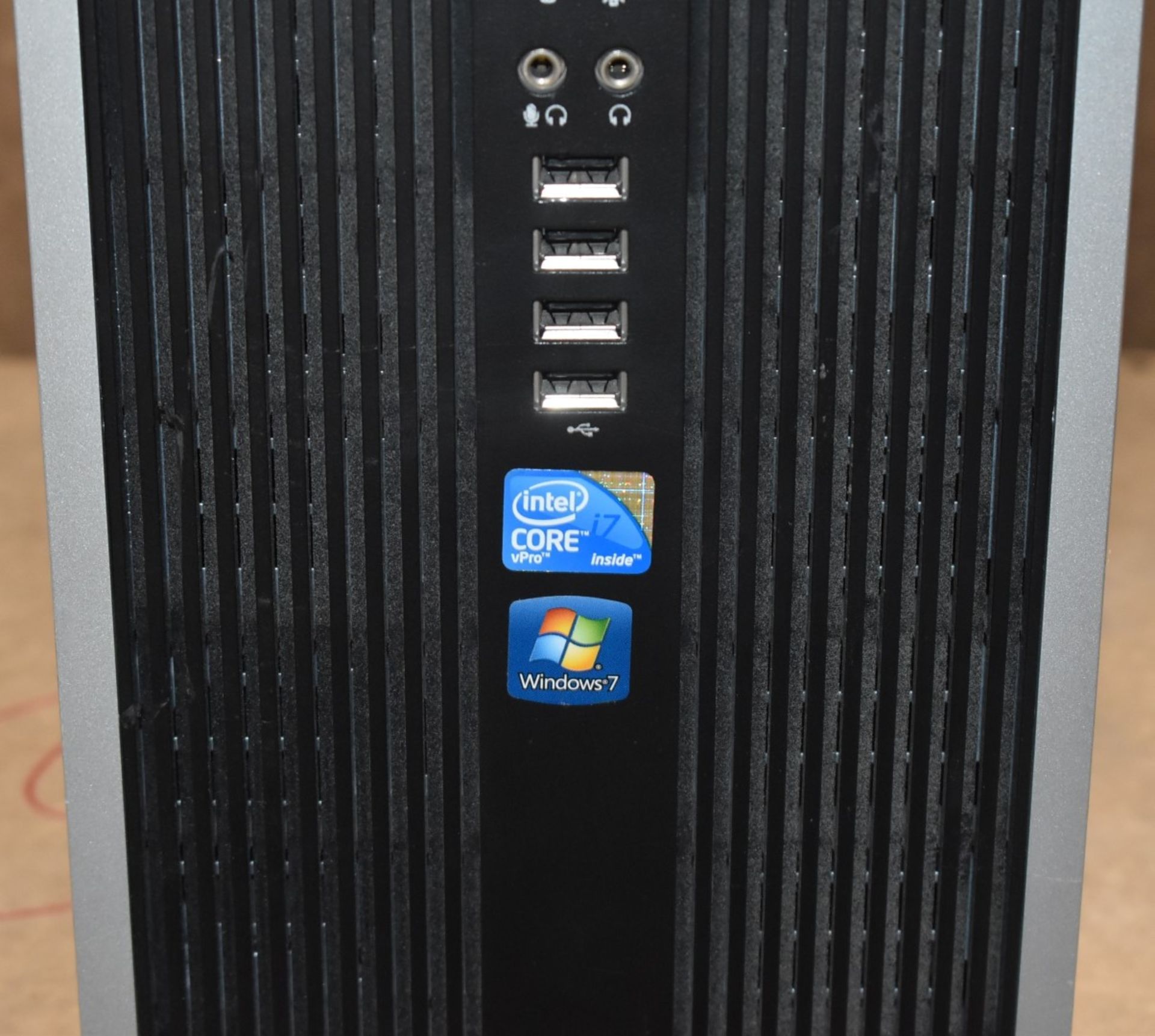 1 x HP Compaq 8100 Elite Mini Tower Desktop PC - Features an Intel i7 Processor and 4gb Ram - Spares - Image 2 of 5