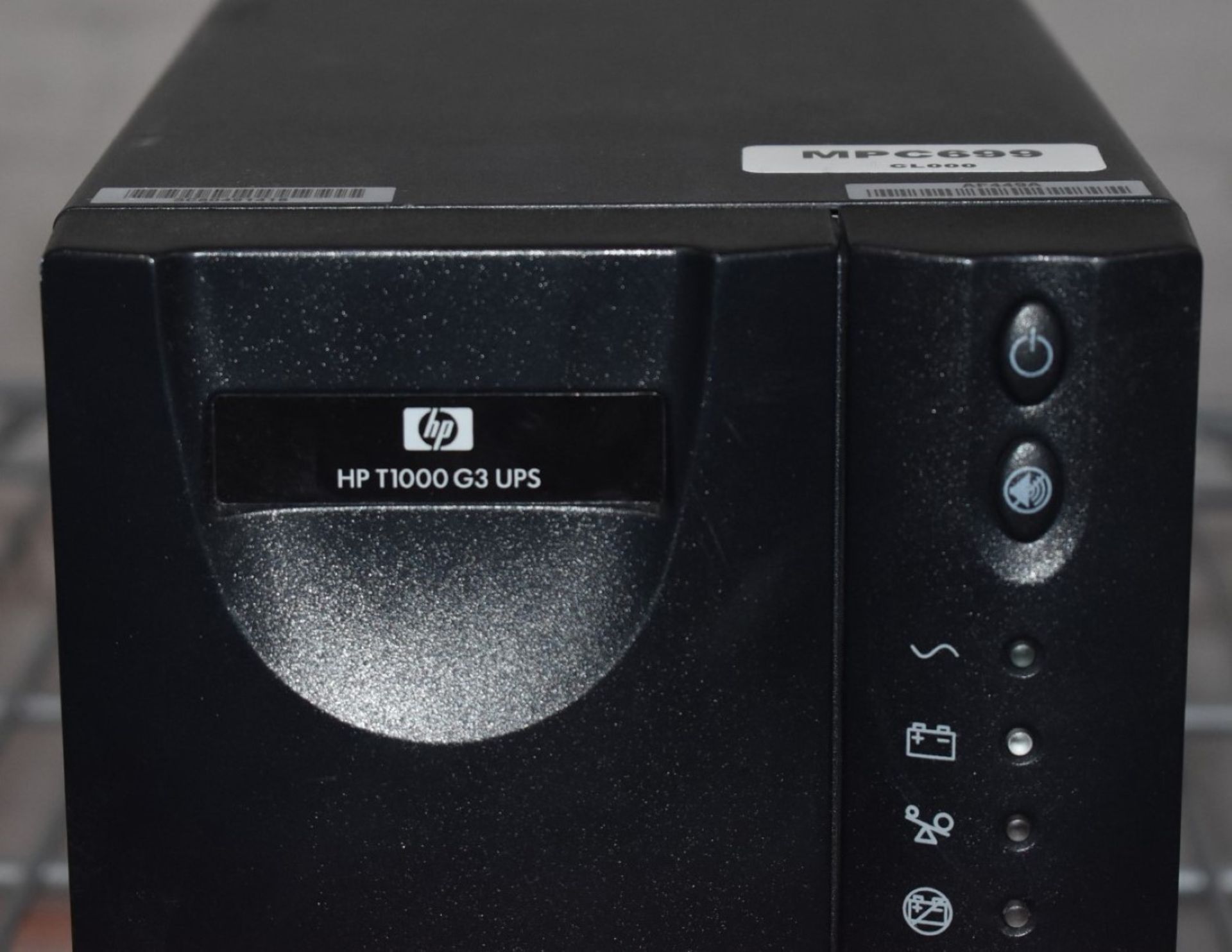 1 x HP T1000 G3 UPS Uninterruptable Power Supply - RRP £249.99 - Ref: MPC699 WH3 - CL011 - Location: - Image 3 of 9