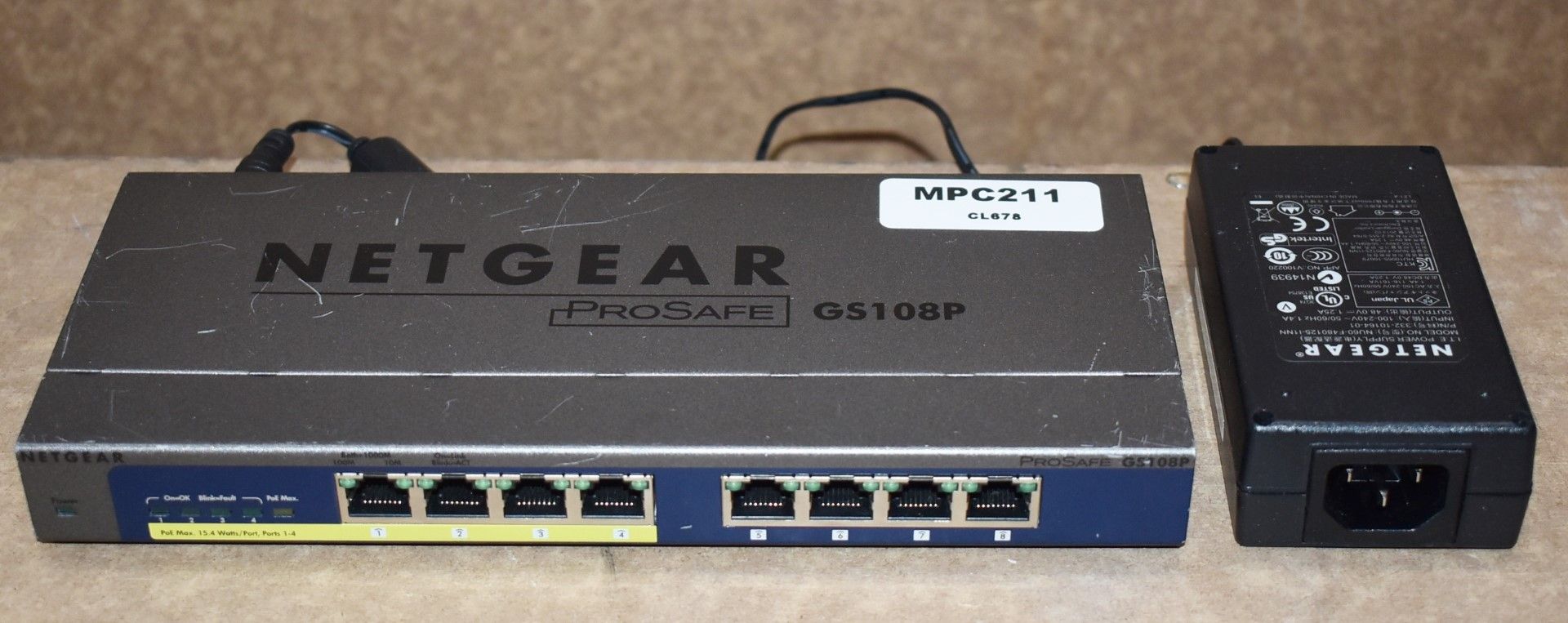 1 x Netgear GS108P ProSafe 8 Port Gigabit Switch with PoE - Ref: MPC211 P1 - CL678 - Location:
