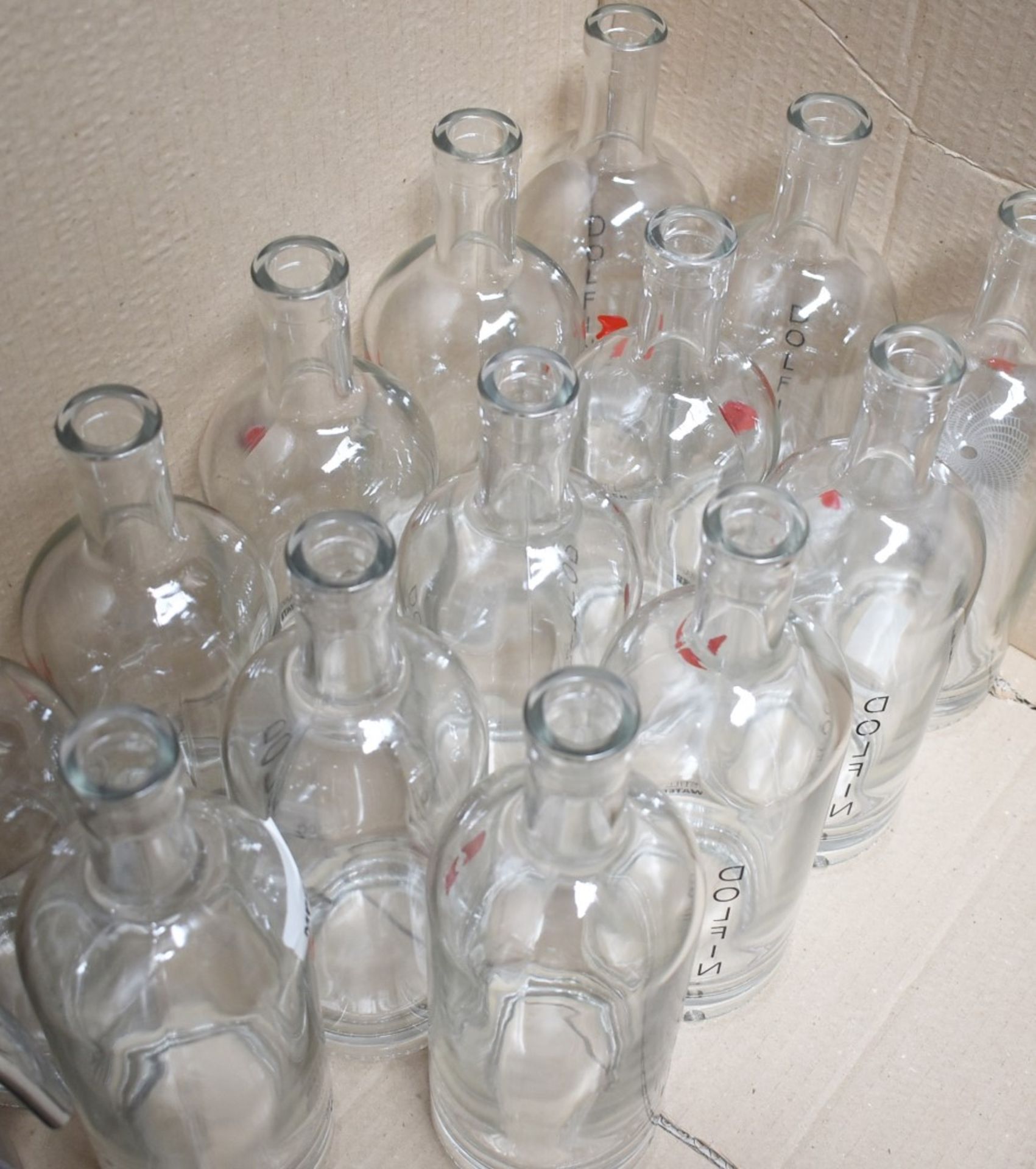 23 x Dolfin Glass Water Bottles With Glass Bottle Caps - Approx Bottle Height 28 cms - Ideal For - Image 7 of 12
