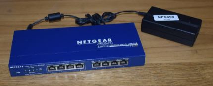1 x Netgear Prosafe FS108P 8-Port 10/100 Switch with 4-Port POE - Ref: MPC600 WH3  - CL678 -