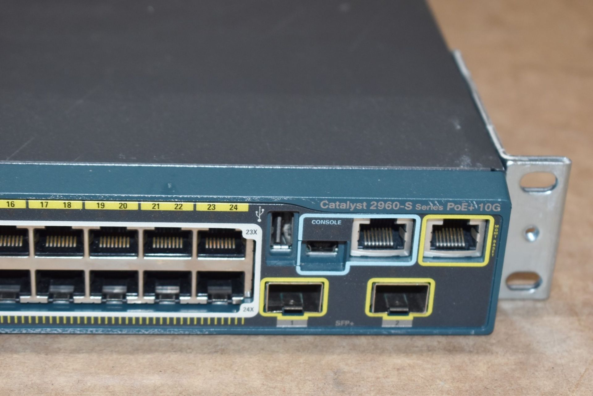 1 x Cisco 2960S Gigabit PoE 24 Port Switch - Model WS-C2960S-24PD-L - Ref: MPC182 CA - CL678 - - Image 2 of 8