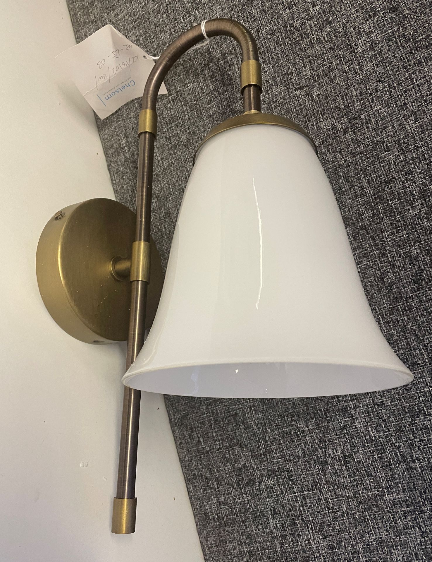 1 x Chelsom brushed brass and bronze Wall Light (height 37cm x depth 24cm) with smoked white glass - Image 9 of 9
