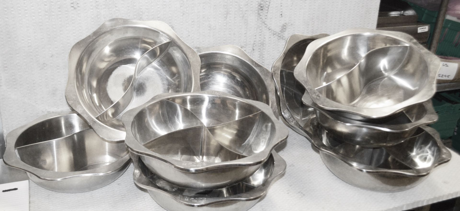 8 x Stainless Steel Buffet Serving Bowls- Dimensions: L37 x W37 x cm - Recently Removed From a - Image 4 of 4